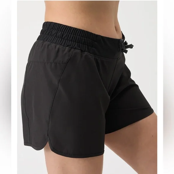 NWOT Patagonia Women’s Nine Trails Shorts 6” - Picture 1 of 14